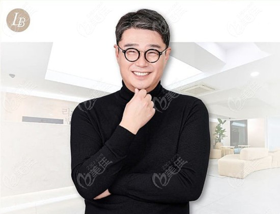 Dr. Zheng Yuanhao Dr. Zheng Yuanhao